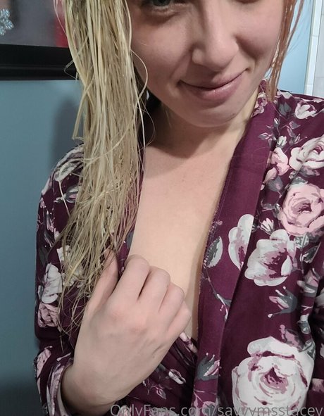 savvymsstacey estrella caliente galería