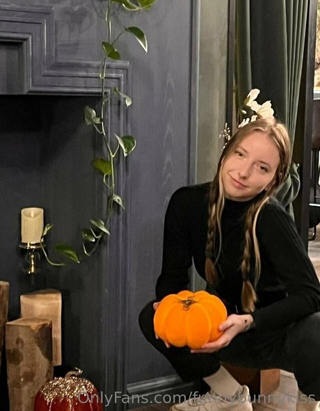 funnybunnykiss hermosa modelo archivo