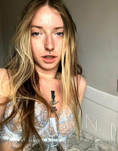 funnybunnykiss modelo gratis imágenes