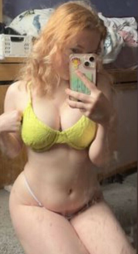 Aimee rose123 art star photo