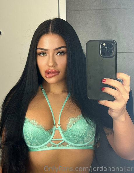 jordananajjar estrella hermosa foto