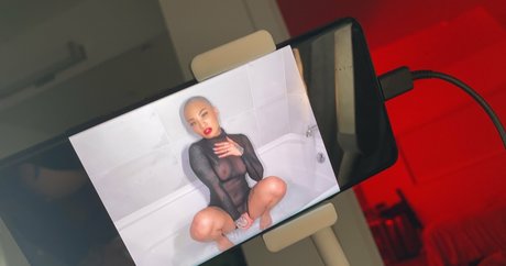 thehoneygold actriz erótica galería