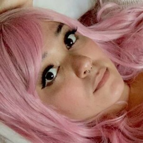 Cinnaminni estrella atractiva fotos