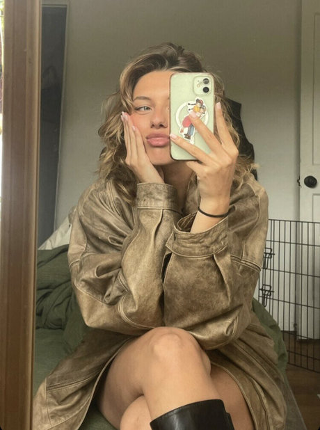 video call onlyfans adult picture