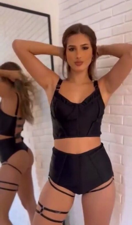 Julieta Poggio desnudos de estrellas porno fotos