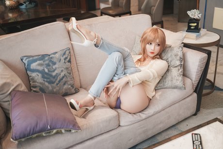 Rioko Cosplay actrice de sexe photo