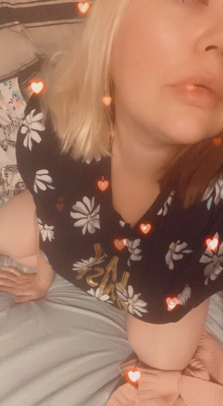 squish monsterr model adult pic