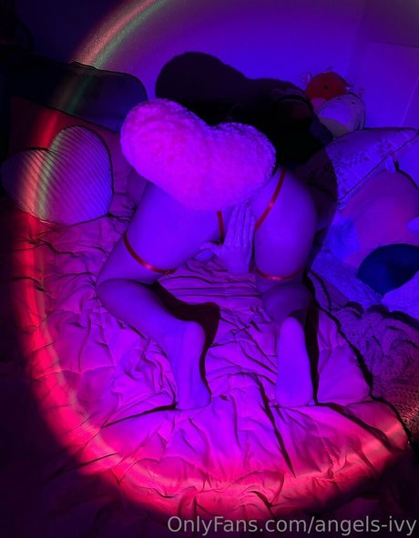 angels ivy nus de stars du porno galerie