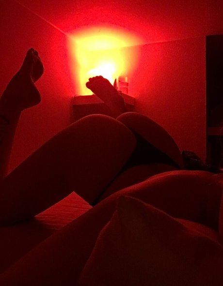 mimicica actrice exclusive photo