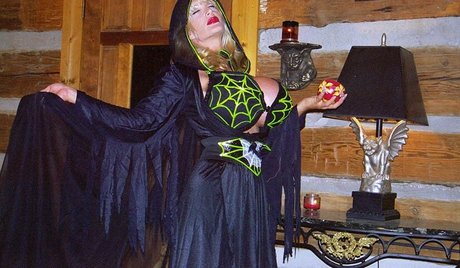 Sable Holiday actriz erótica galerías