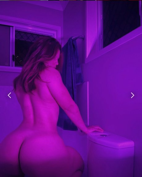 Harmony Doughty xxx model image