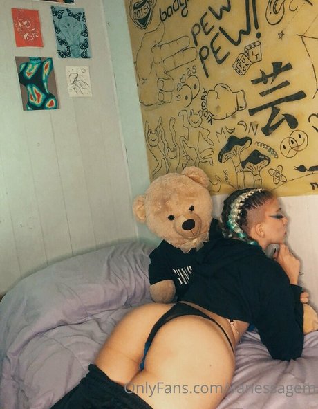 vanessagem actrice nue photos