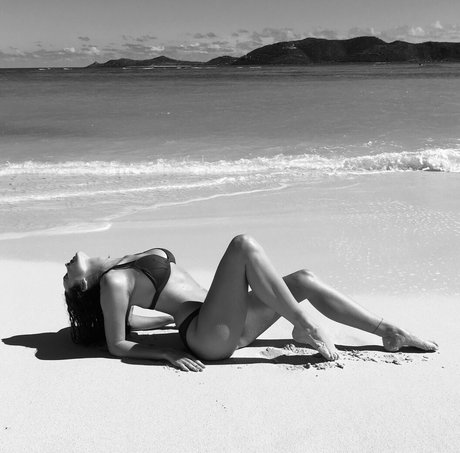 presssme modelo sexy foto