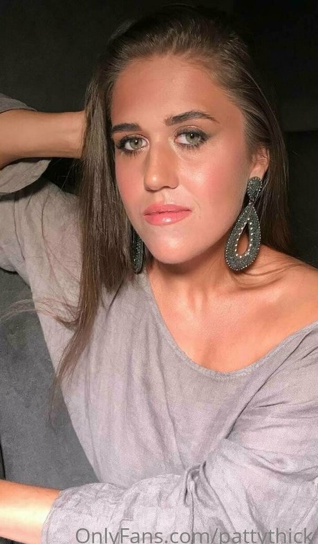 puff mommy xxx modèle magnifique des photos