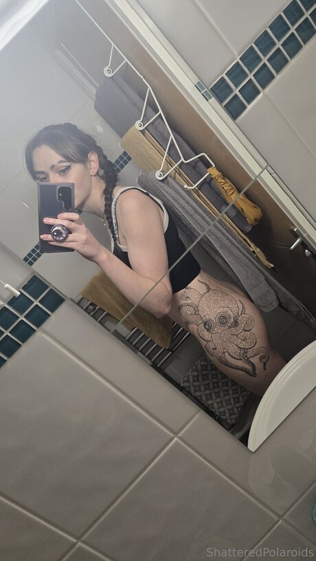 shatteredpolaroids modelo adulto archivo