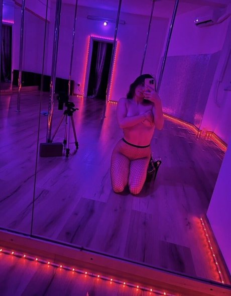 Sarah Gallo star du porno adulte des photos