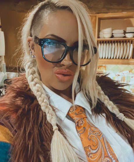 Jodie Marsh star du porno sexy des photos