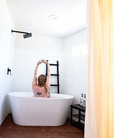 Nena May desnudos estrella imagen