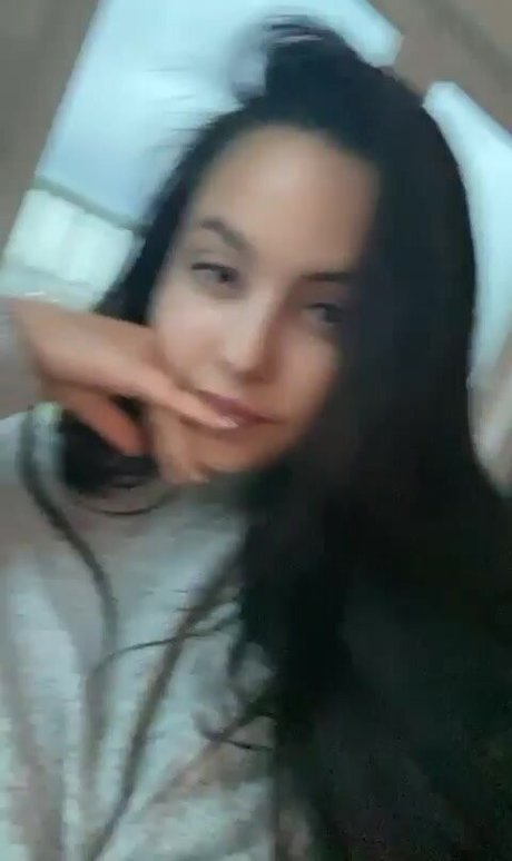 Zina Hadid bonita estrella porno galerías