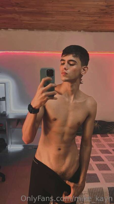 Mike Kayn porn model img