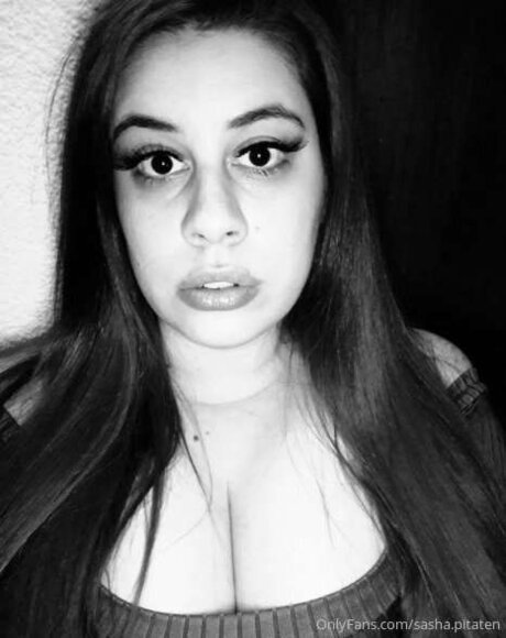 Sashadoe nude star images