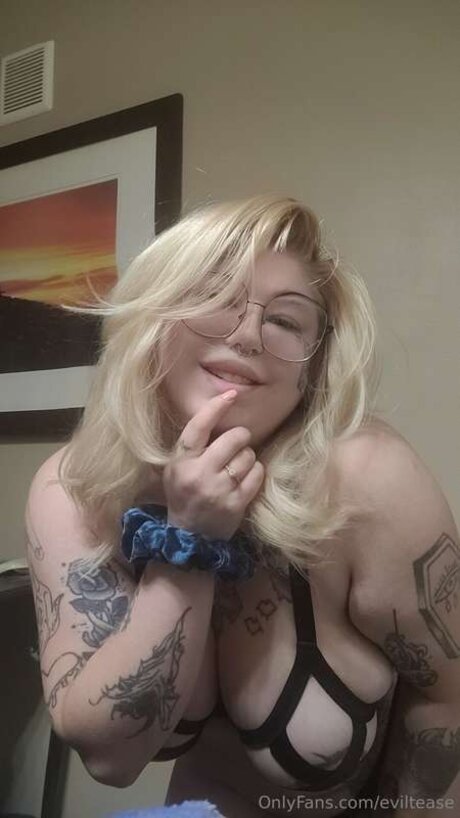 Eviltease high quality star image