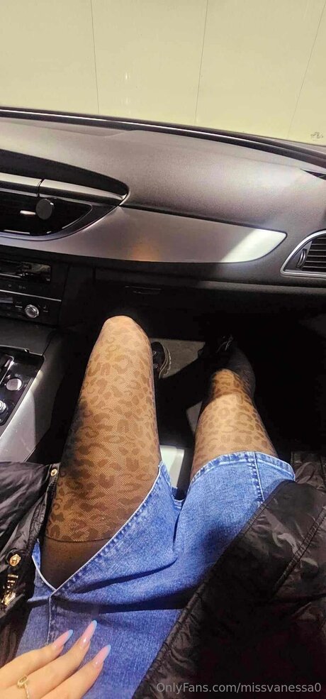 Missvanessa0 modelo de alta definición fotos