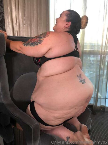 Monikamynx69 actrice xxx collection