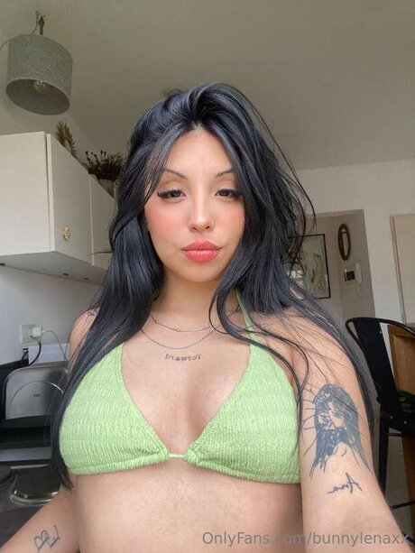 Its Emilyy estrella porno hermosa archivo