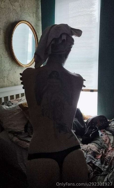 U292301927 star du porno exclusive des photos