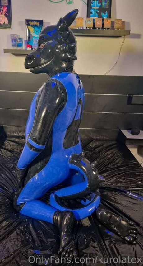 Kurolatex modèle artistique collection