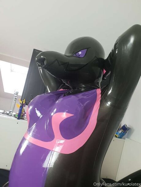 Kurolatex modèle sympa galerie