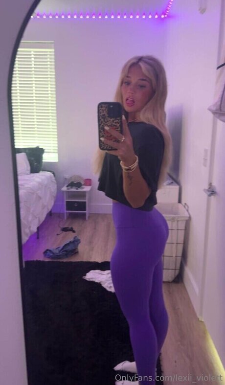 Lexii violett estrella pornografica foto