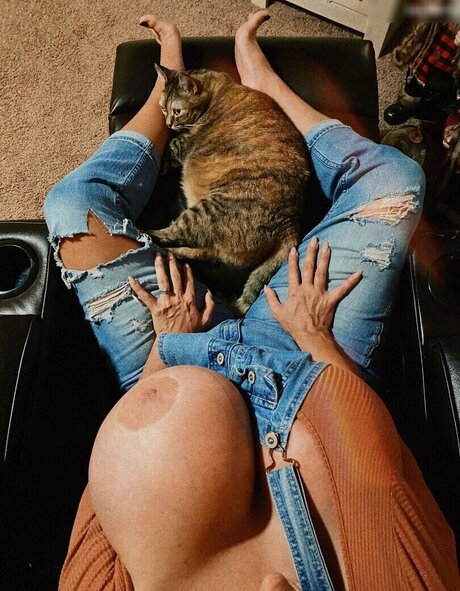 Brittany Elizabeth Welsh actriz desnuda archivo