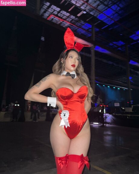 n nina666 étoile sexy photos