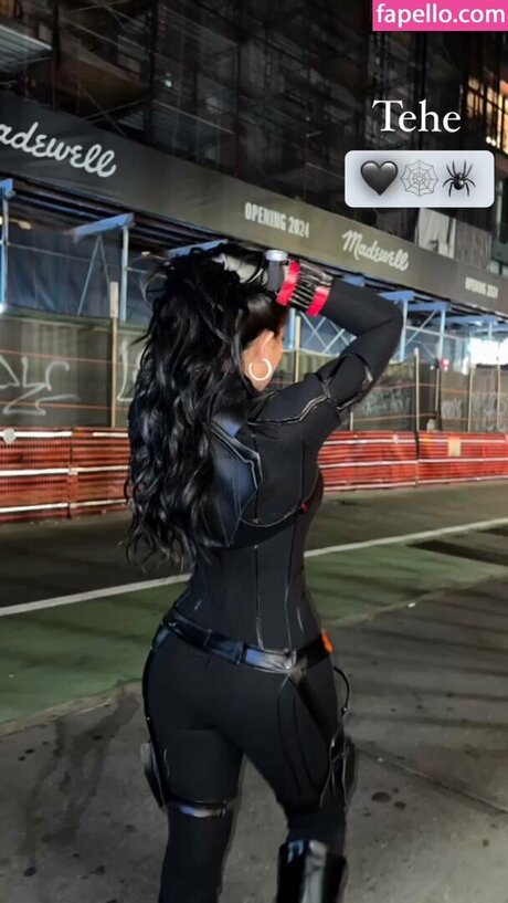 n nina666 modèle artistique collection