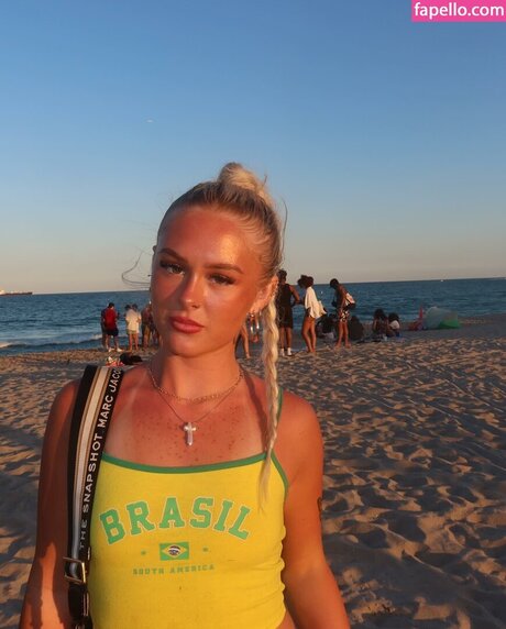 Gracie Dyer xxx star photos