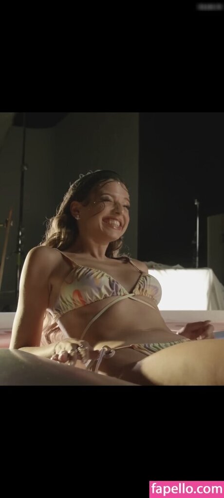 Nina Chuba modelo mejor imágenes