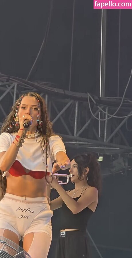 Nina Chuba modelo hd recopilación