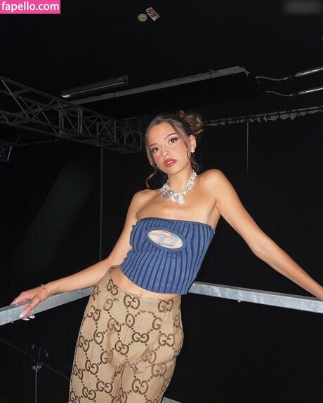 Nina Chuba estrella pornografica recopilación