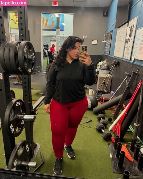 Duyein Martinez modèle de haute qualité images