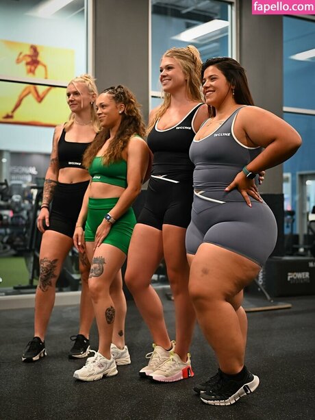 Duyein Martinez actriz atractiva foto