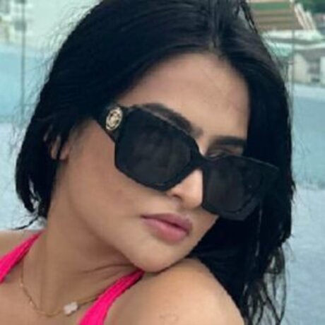 Sassy Poonam model img