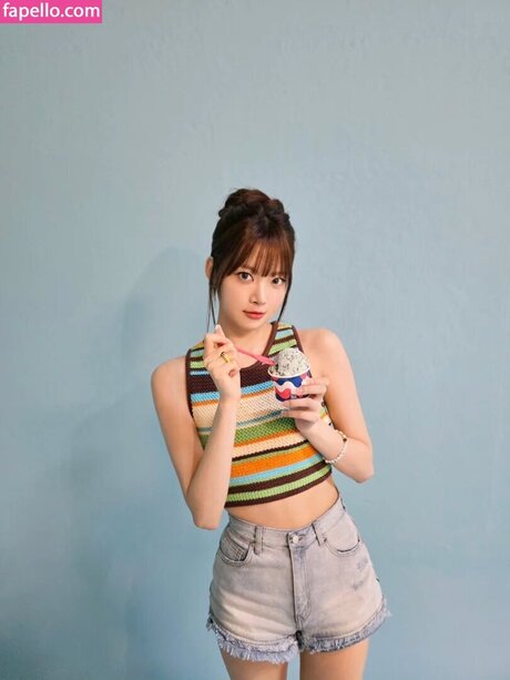 Hong Eunchae_ model xxx pics