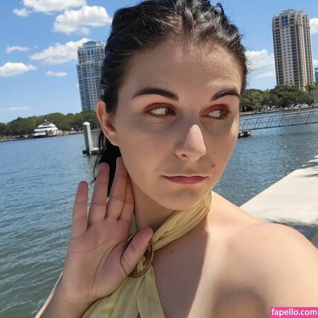 Allylotl beau modèle image