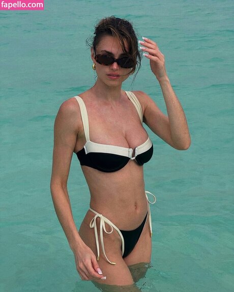 piercing asiatique onlyfans exclusif des photos