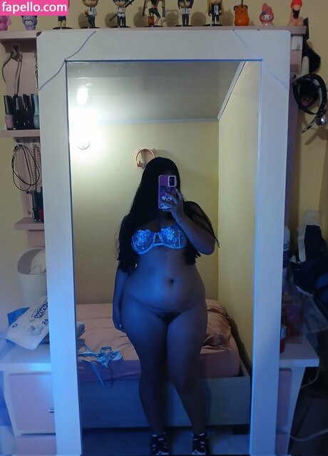 Anony 01 nude star pictures