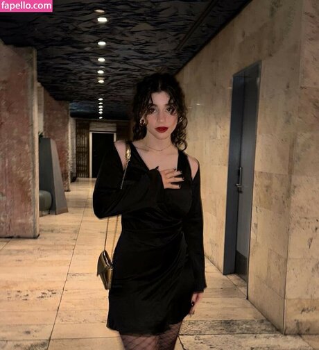 ayaattt estrella erótica galerías