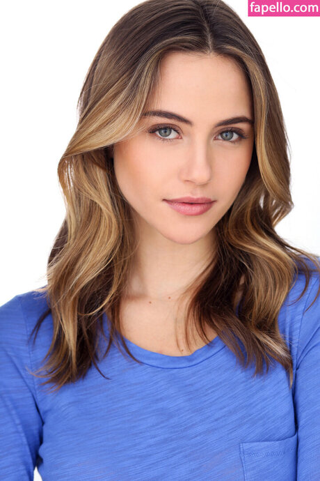 Charlotte Mckee actrice img