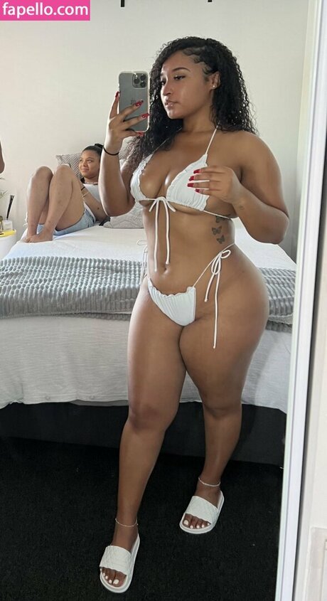 Melanadavids actrice adulte archive